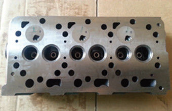 6 Cylinder  Kubota D1105 Engine Cylinder Head OE 1G065 03044